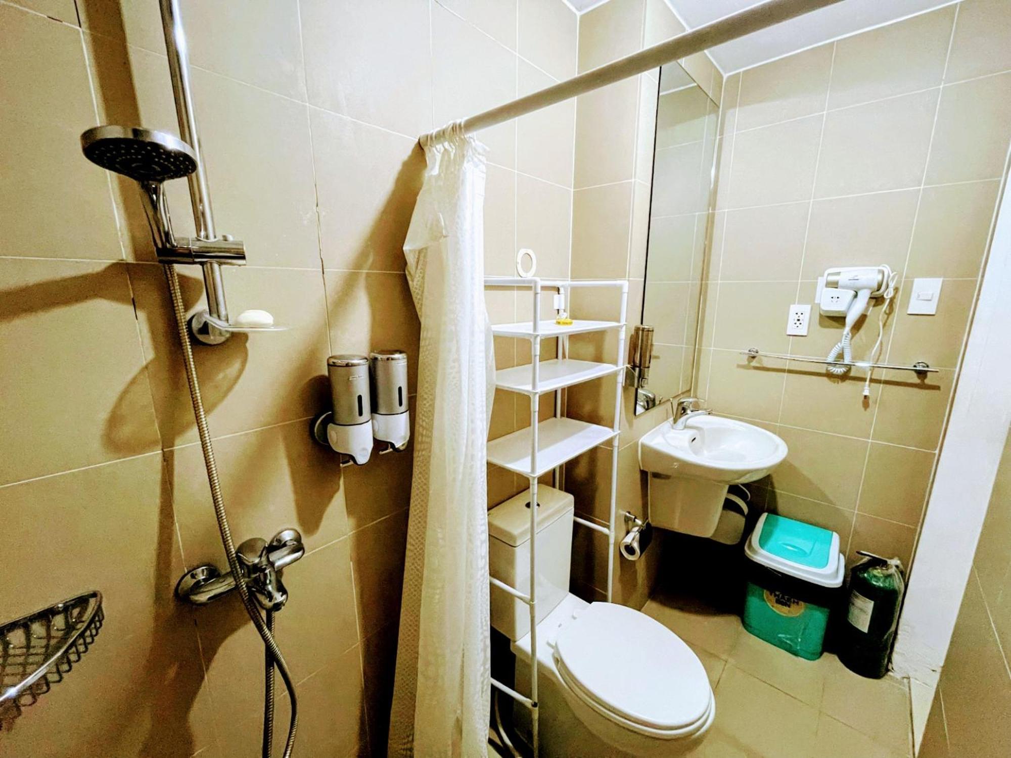 Acellyne'S Suites At The Residences At Commonwealth By Century Quezon City Pokoj fotografie